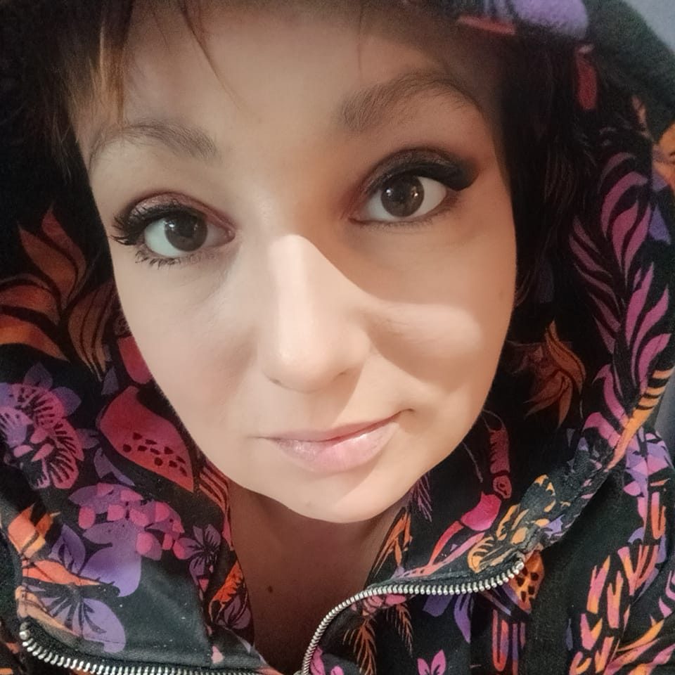 Aktualny obrazek nie ma ustawionego tekstu alternatywnego. Nazwa pliku brzmi: profilowe-na-strone.jpg